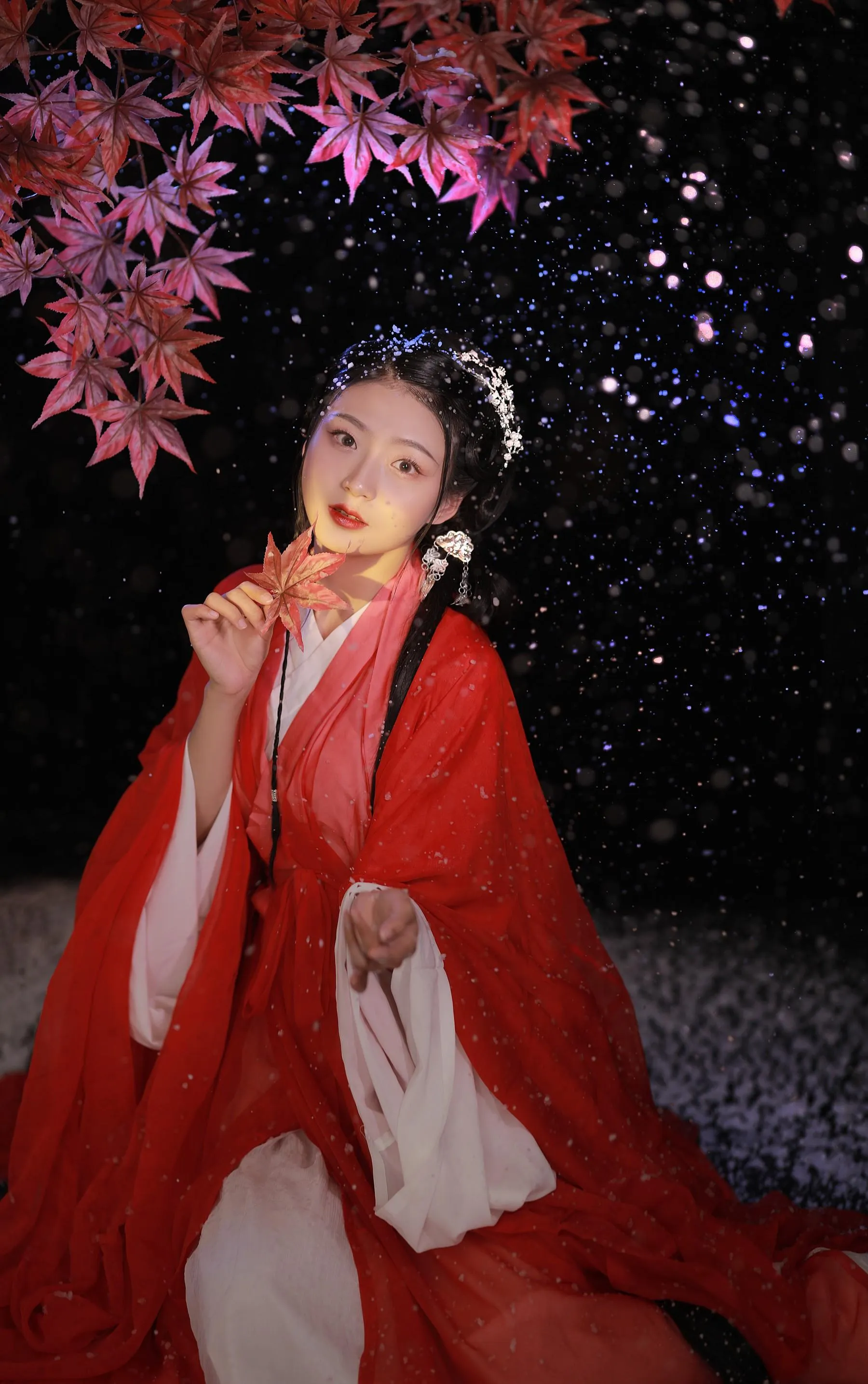 [艺图语] 2022.06.28 夜深知雪重 nya酱的铃铛铛 [22P]插图